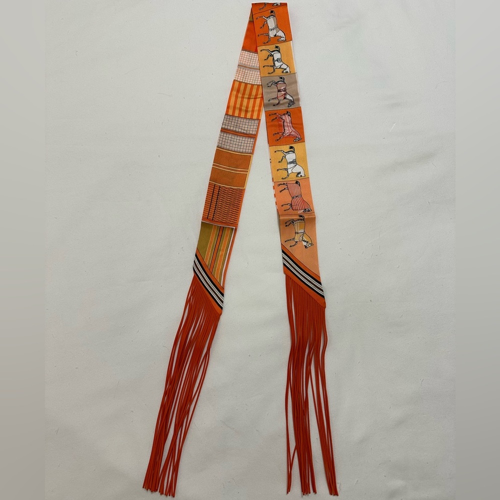 ORANGE HORSE EQUESTRIAN FAUX LEATHER TASSELED SKINNY SCARF BAG HANDLE WRAP TIE - Picture 4 of 6
